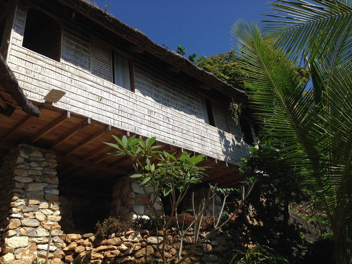Tinaoog Beach Resort Alad エクステリア 写真