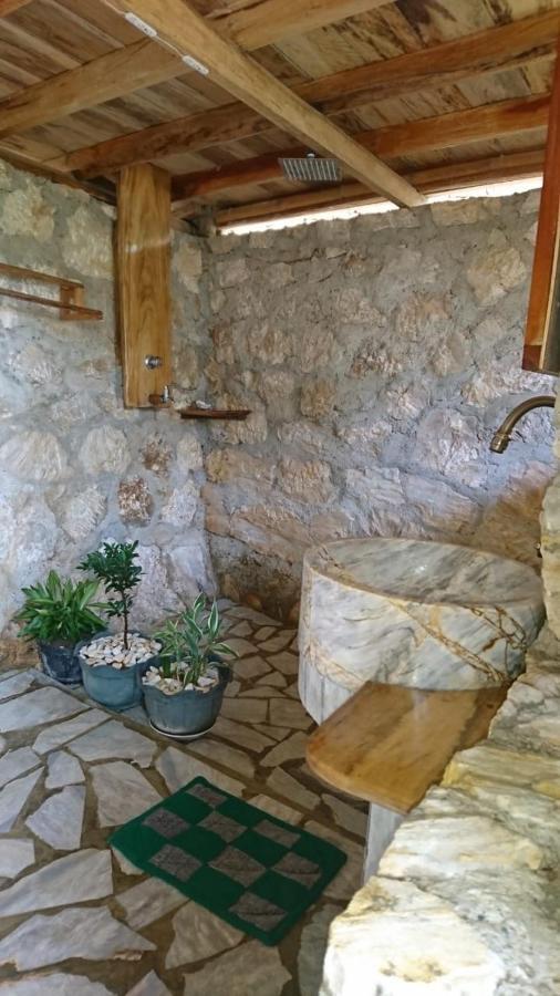 Tinaoog Beach Resort Alad エクステリア 写真